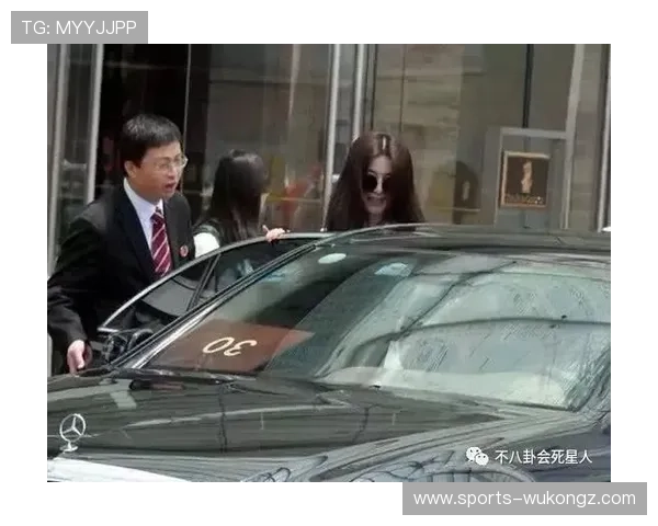 周冠宇家车库比我家还小，但他开的车我一辈子都买不起