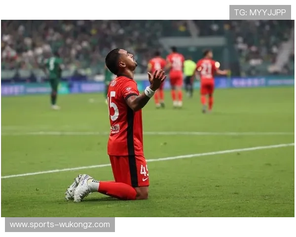 上海海港联赛统治力讨论：近期表现波动对争冠形势产生影响